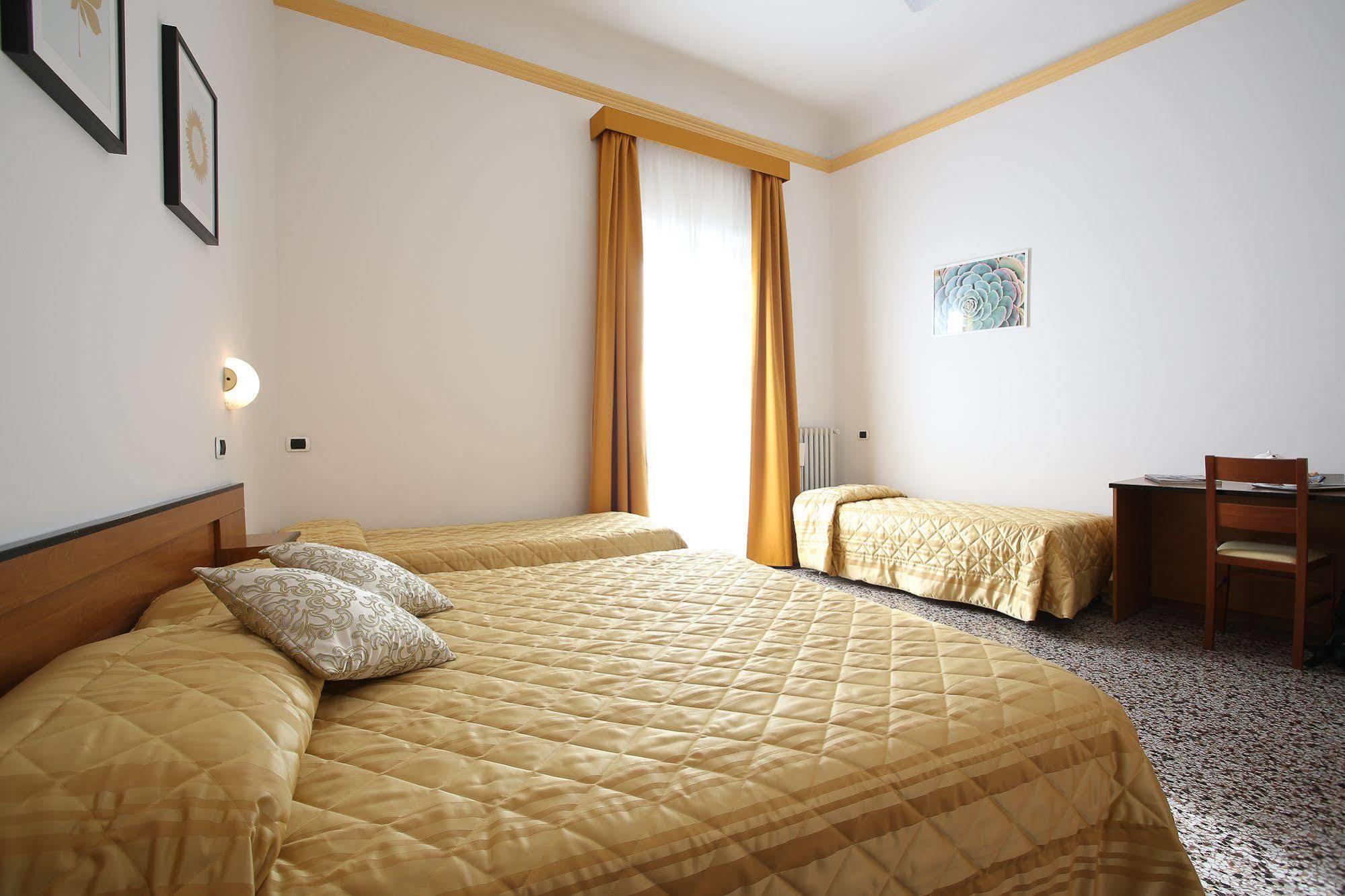 Hotel Casa Del Lago Florencja Zewnętrze zdjęcie