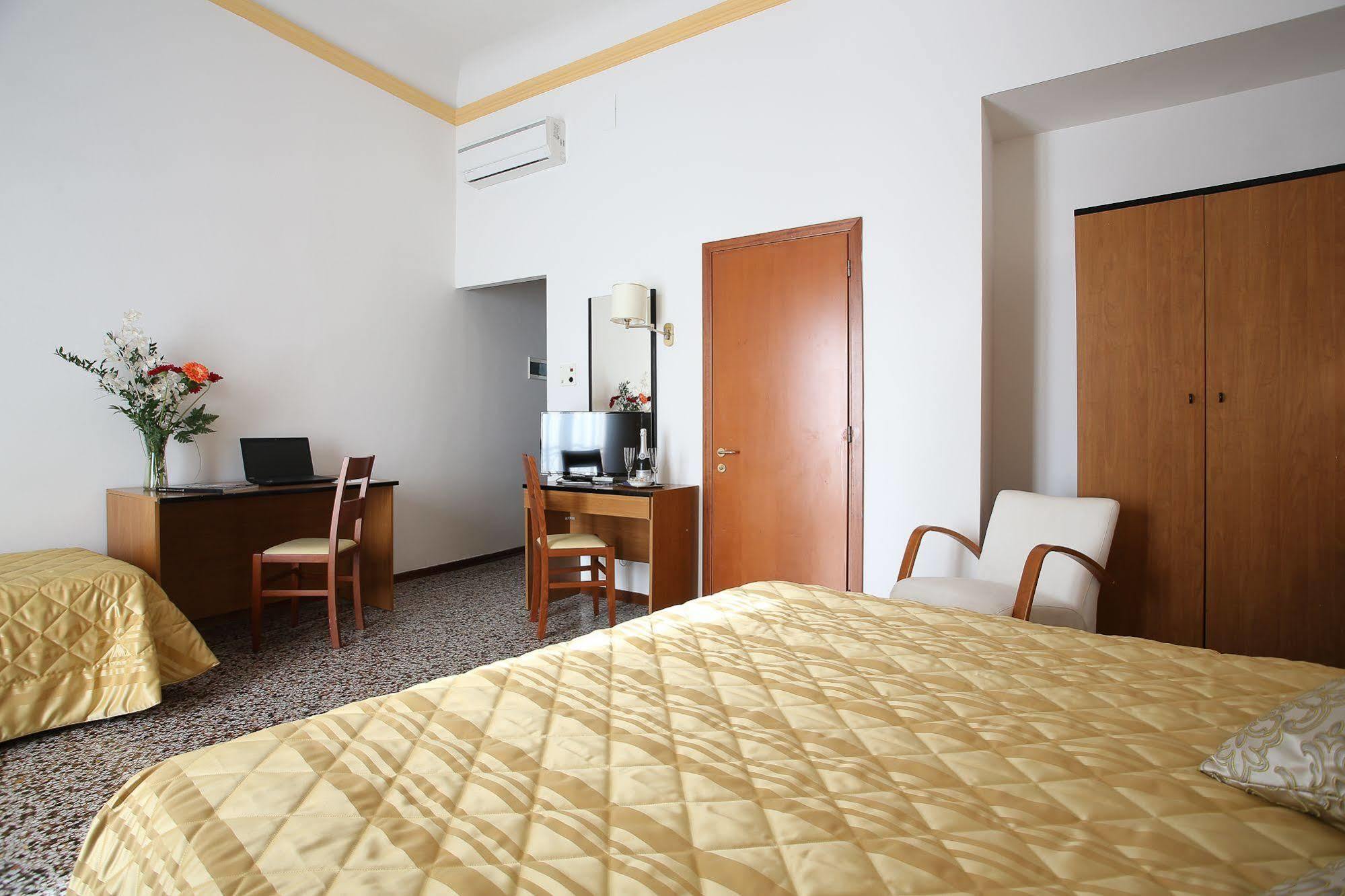 Hotel Casa Del Lago Florencja Zewnętrze zdjęcie